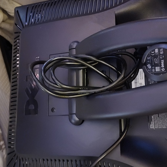 Dell E173FP lcd monitor 17" - Picture 5 of 6